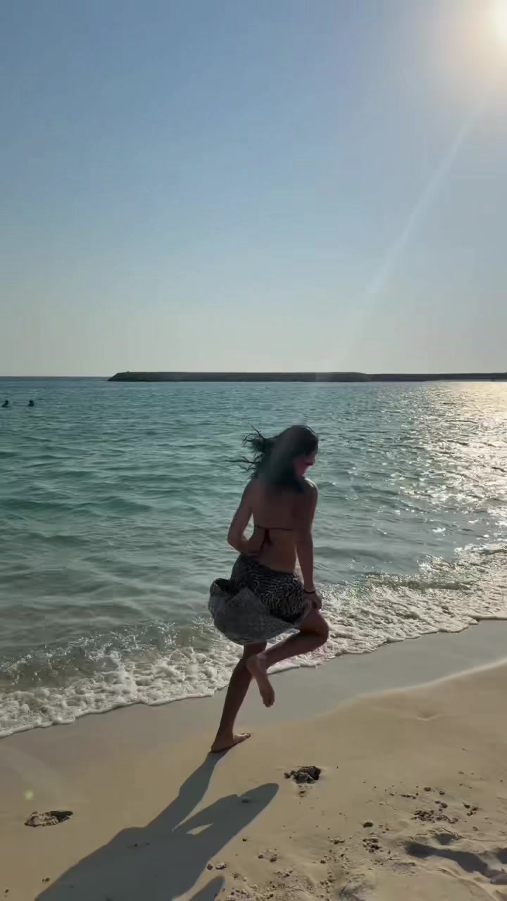 @sarahrezaeiii