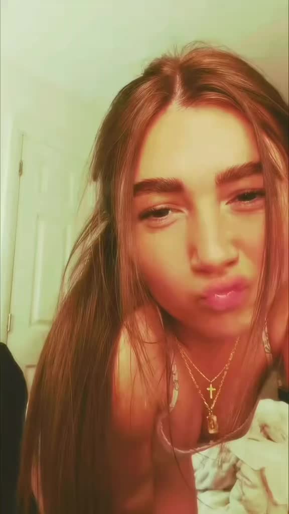 @𝐕𝐈𝐄𝐍𝐍𝐀 𝐖🤍