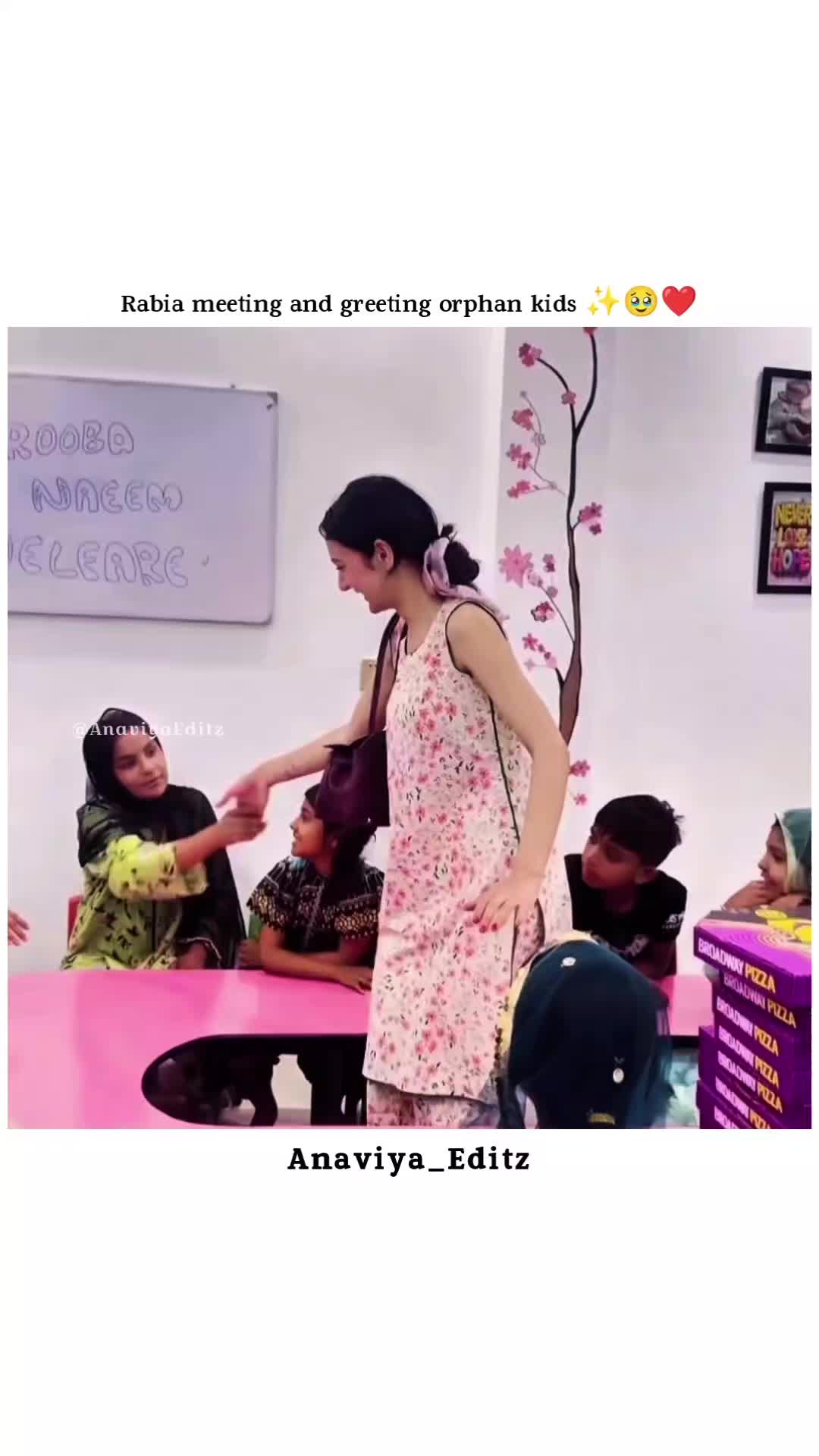 @Anaviya_Editz