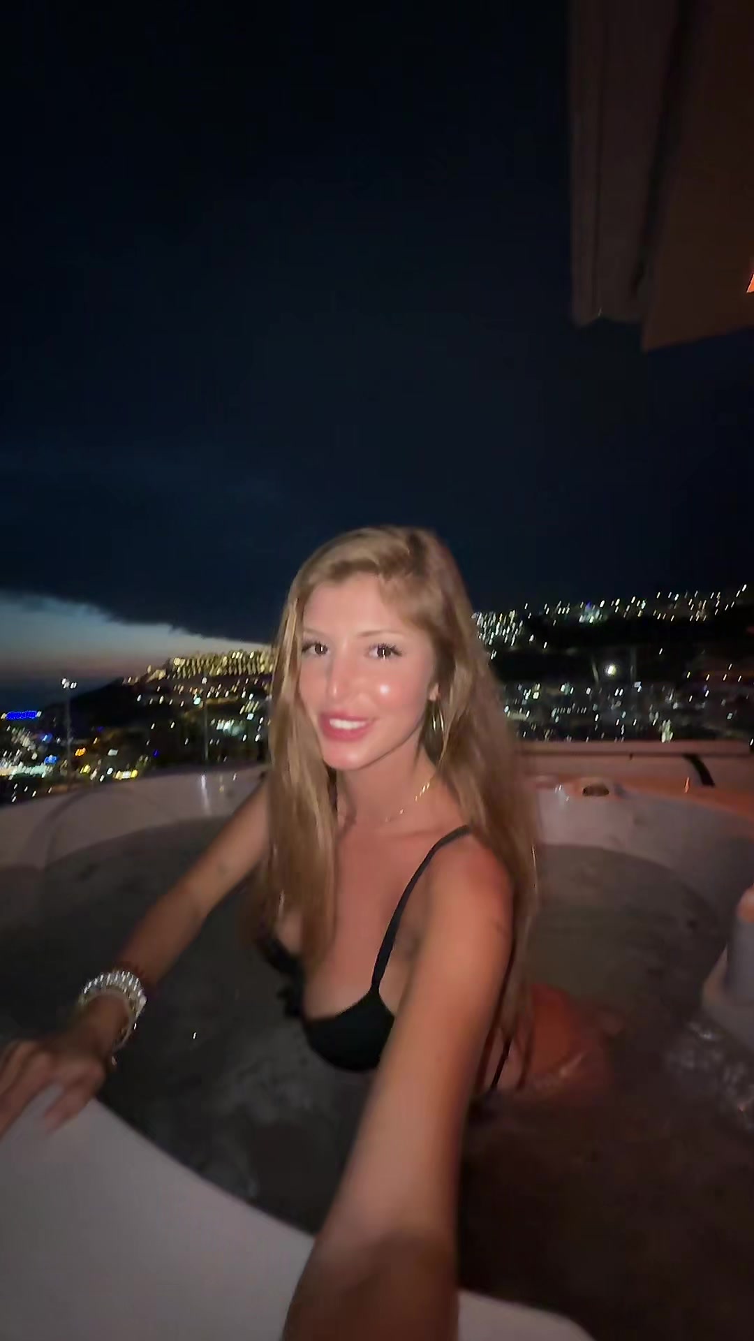 @LAURA MEDINA