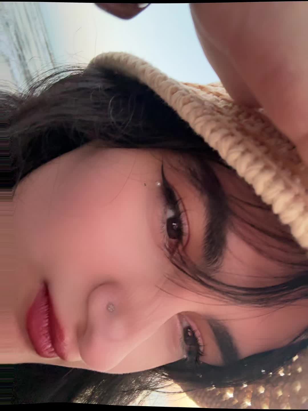 @Urfavhilda