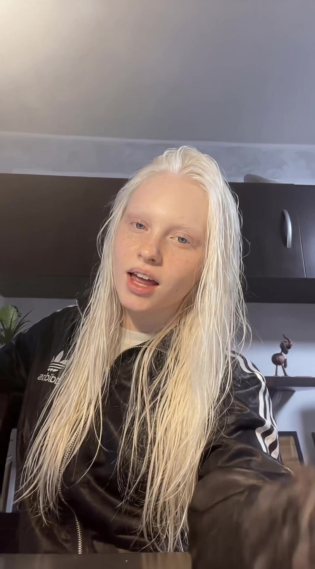 @user49324311882