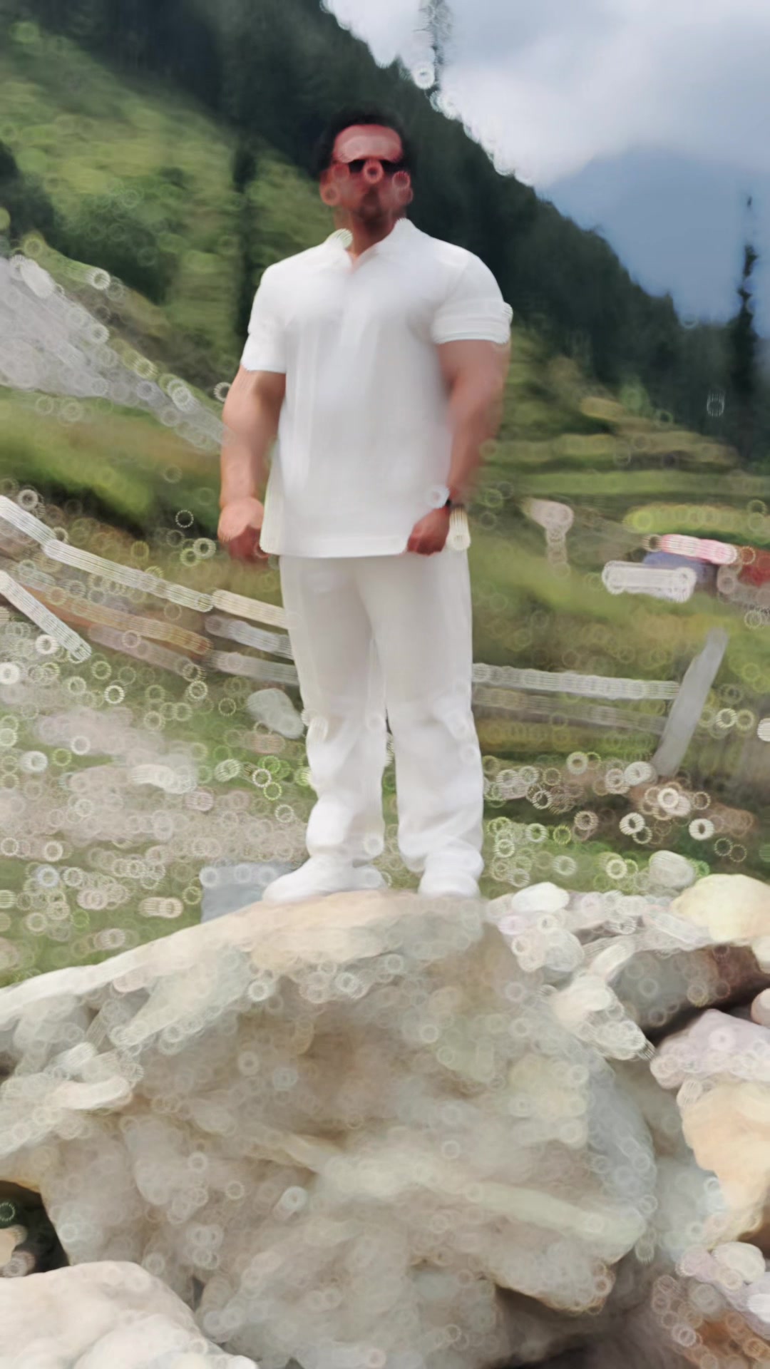 @daniyalkhan__7