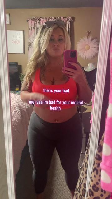 @HotMessMissRiss🩷