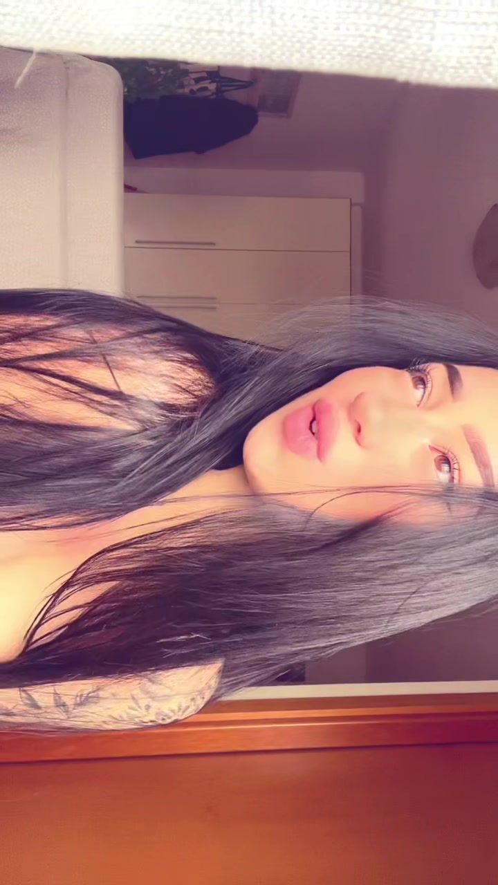 @mel bby🍒