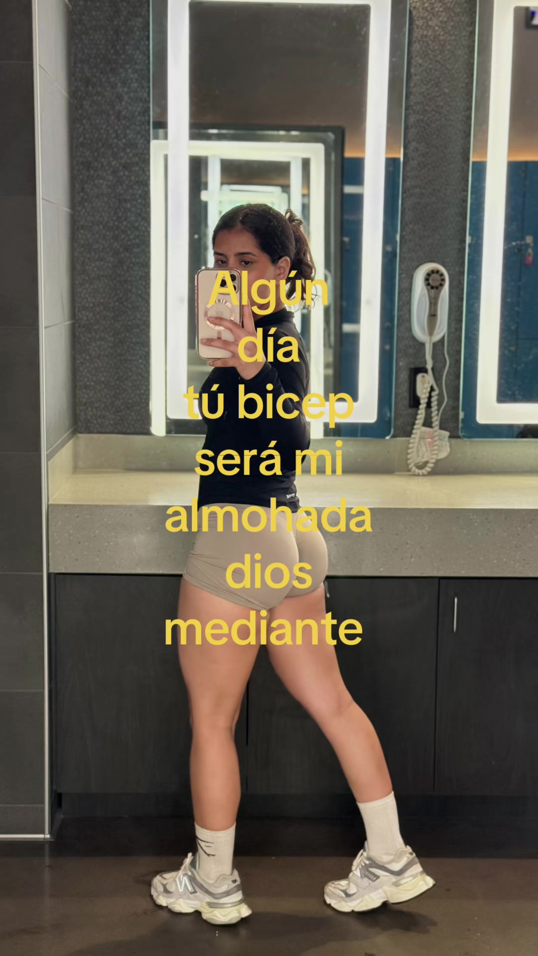 @michellecarrera