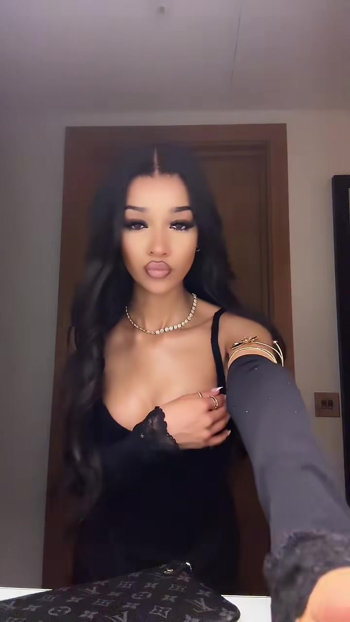 @KIZZYMARIE