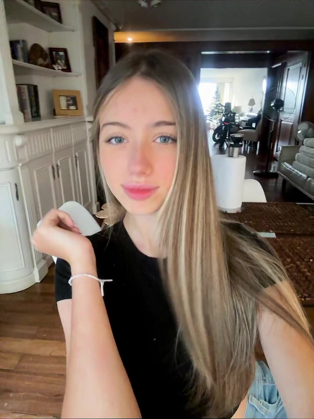 @𝓬𝓪𝓽𝓪