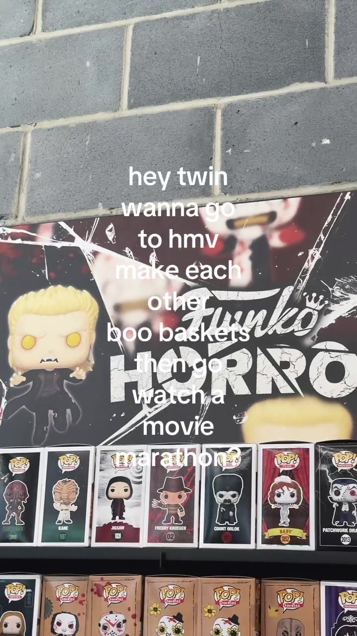 @hmvNewbury