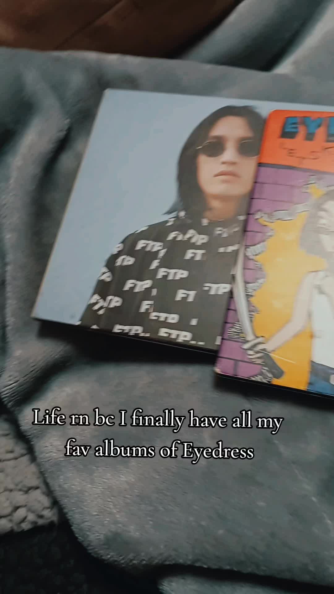 @✮
