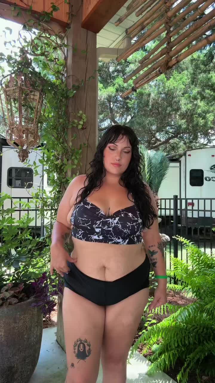 @Lydmakesvids 👻