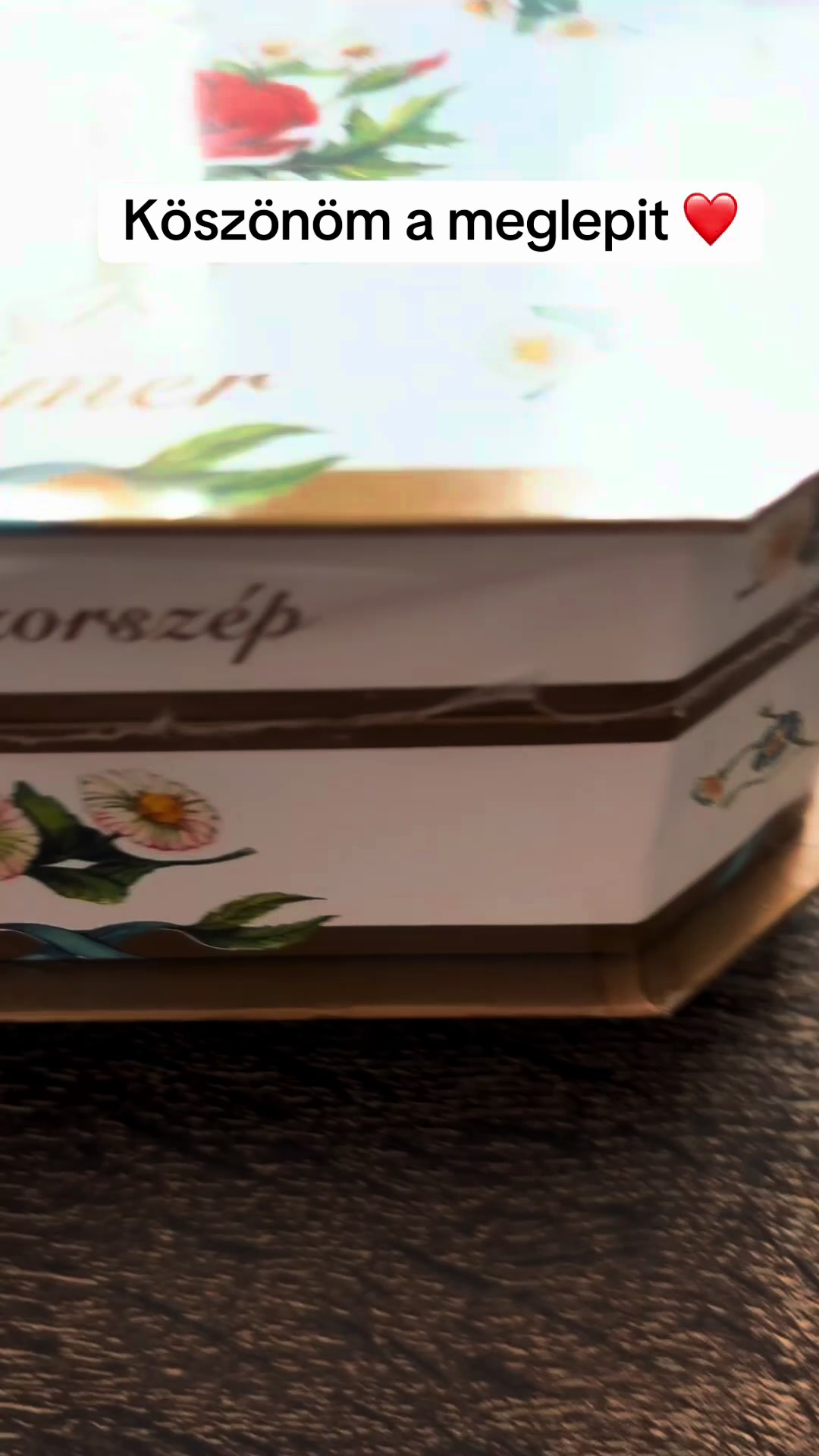 @T&uuml;nde-M&oacute;nika Fejős