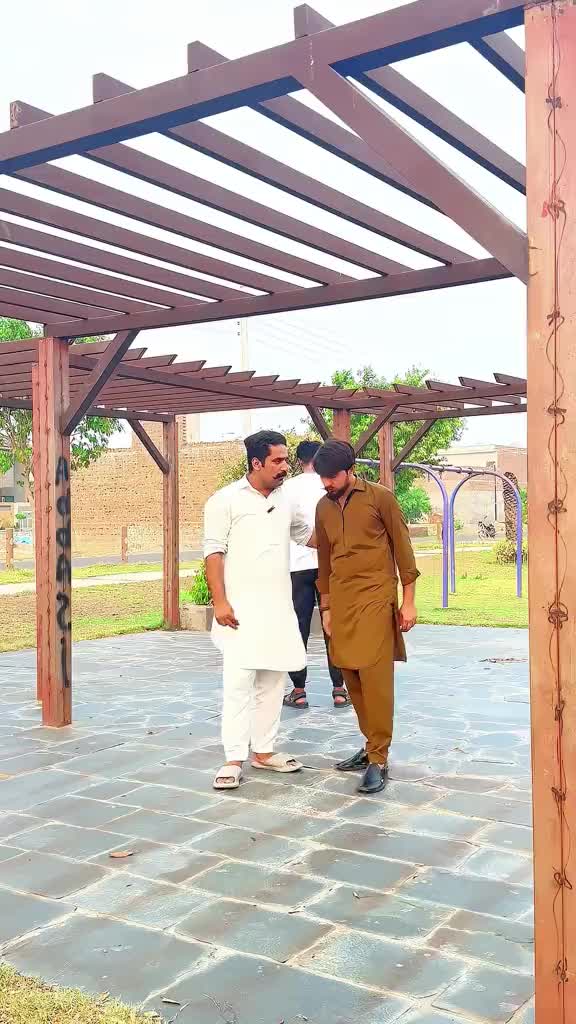 @Muna bhai