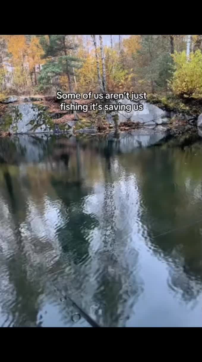 @whitenikesweatpants125