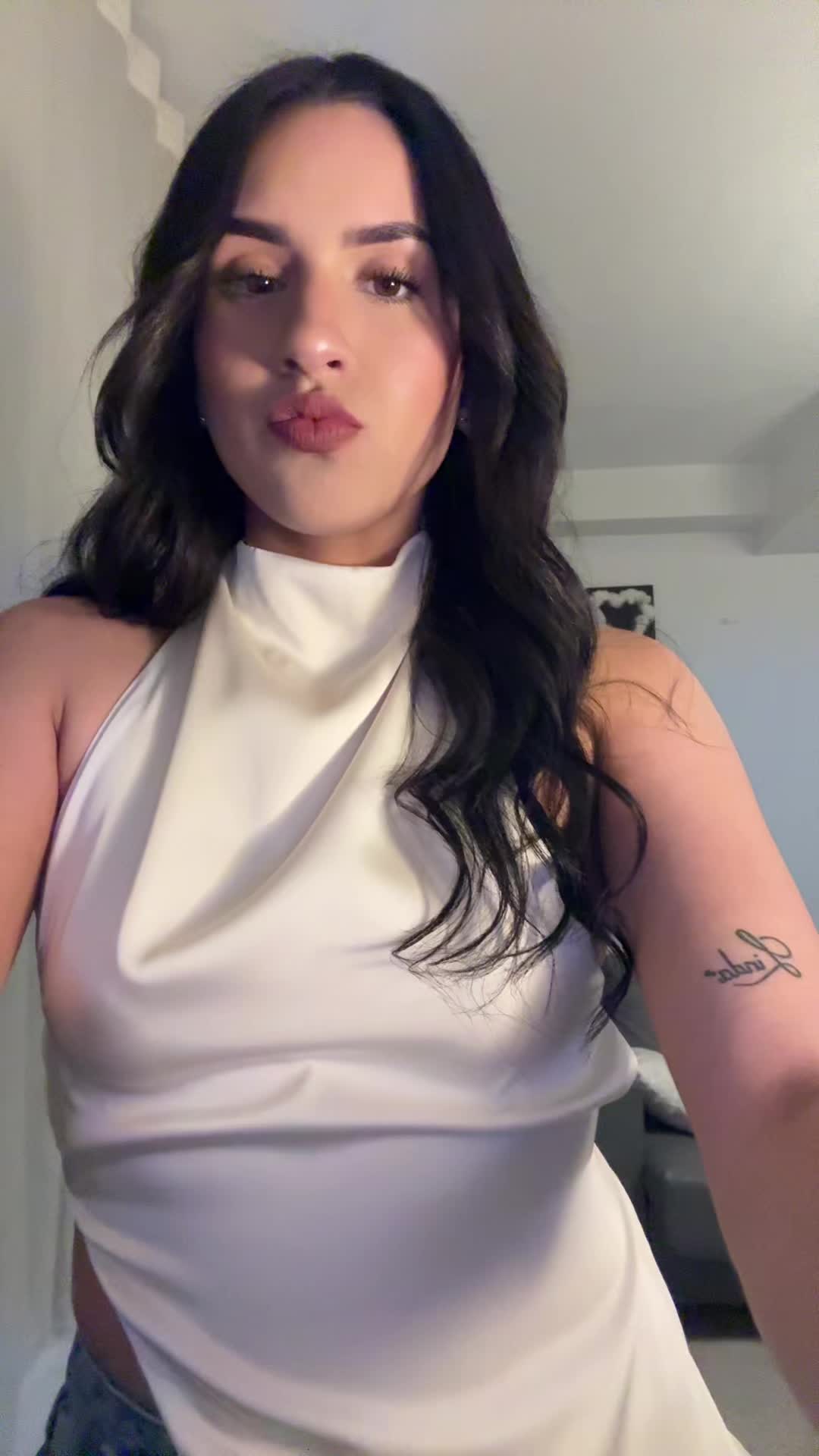 @Angelinagc