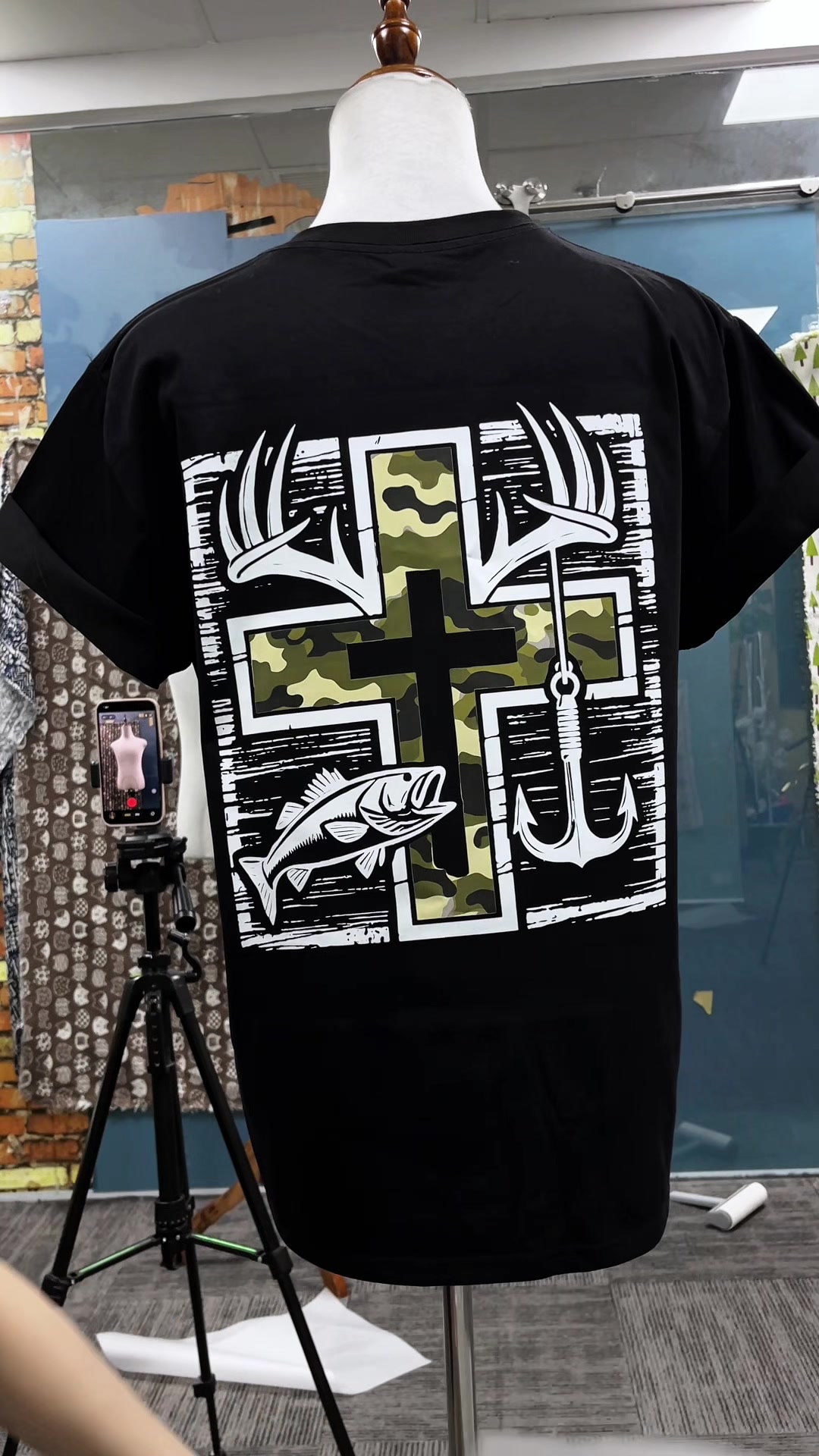 @Funnyteeshirt