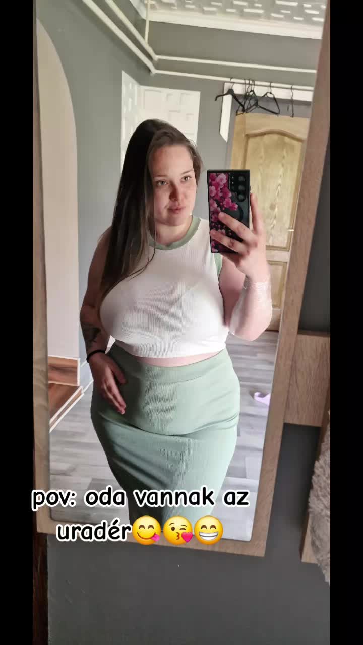 @Mik&oacute;n&eacute; Horv&aacute;th Nikolett