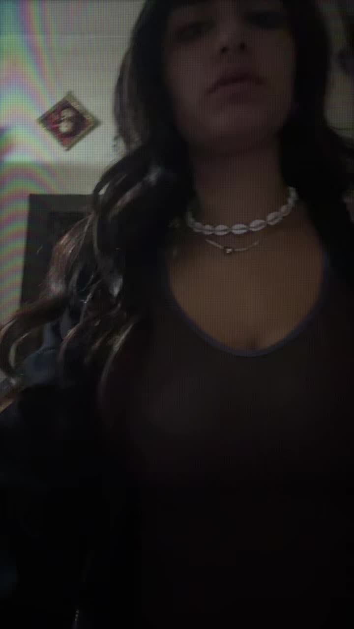 @🐰