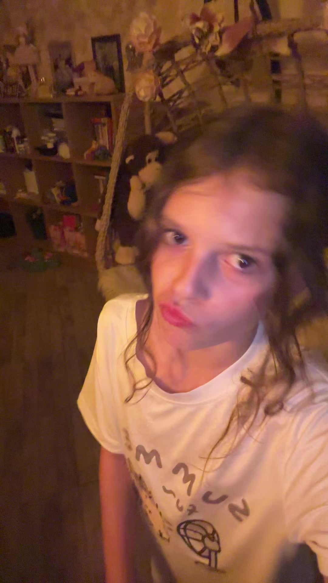 @𝓥𝓪𝓵𝓮𝓷𝓽𝓲𝓷𝓪_🌺