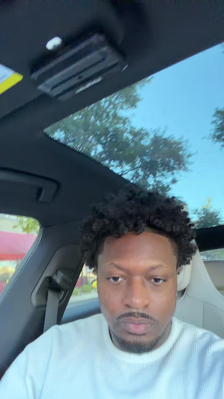 @FunnyMarco