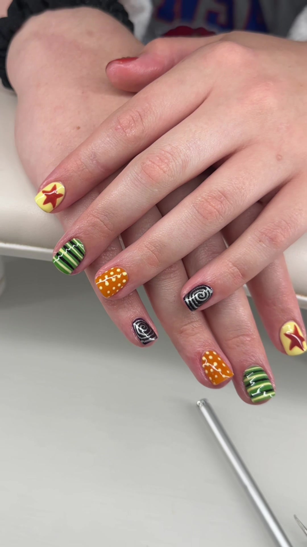 @softbutsharpnails
