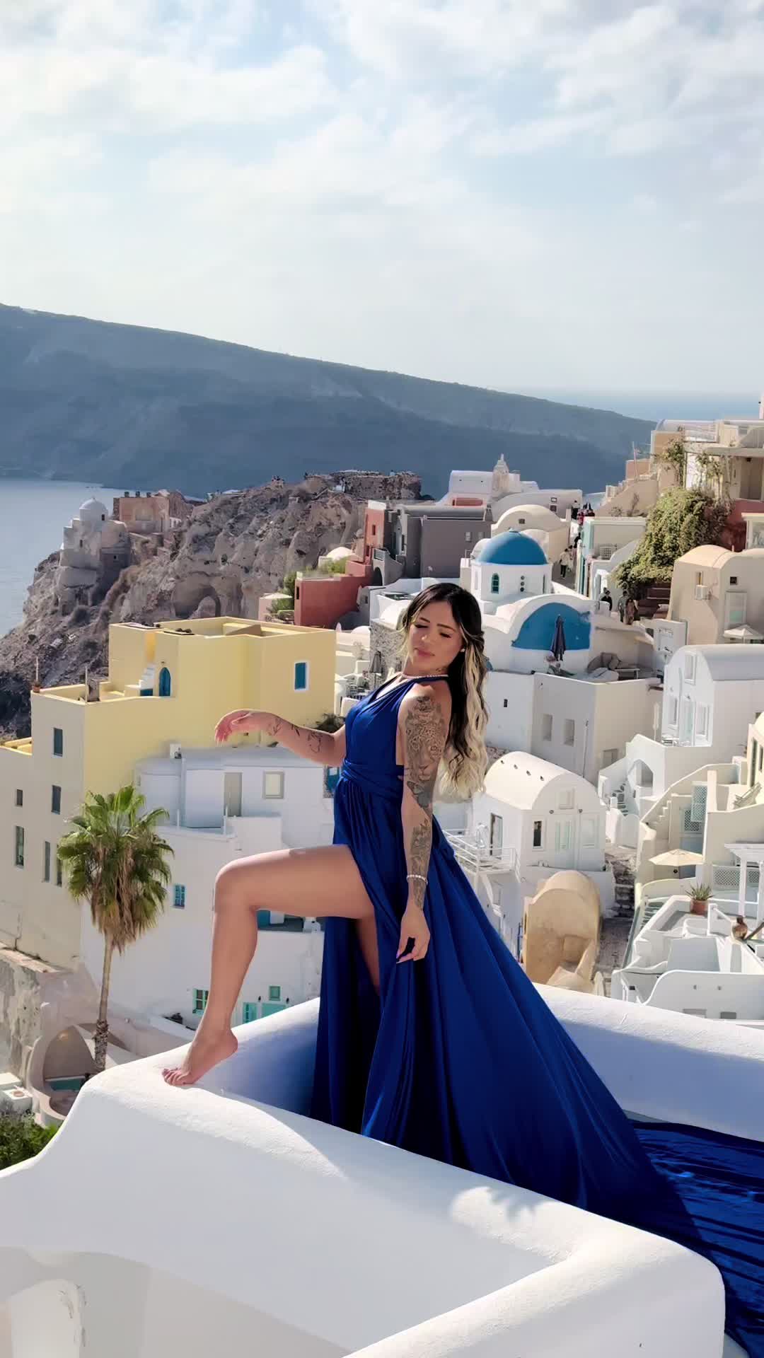 @WASEEM SANTORINI