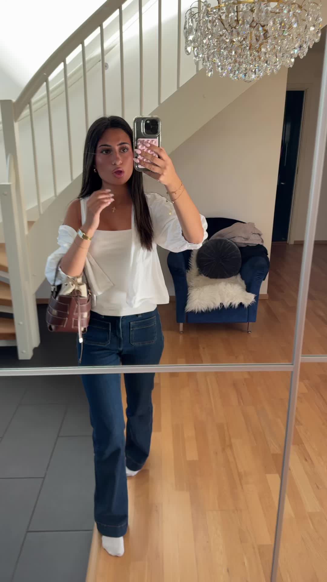 @Laura✟