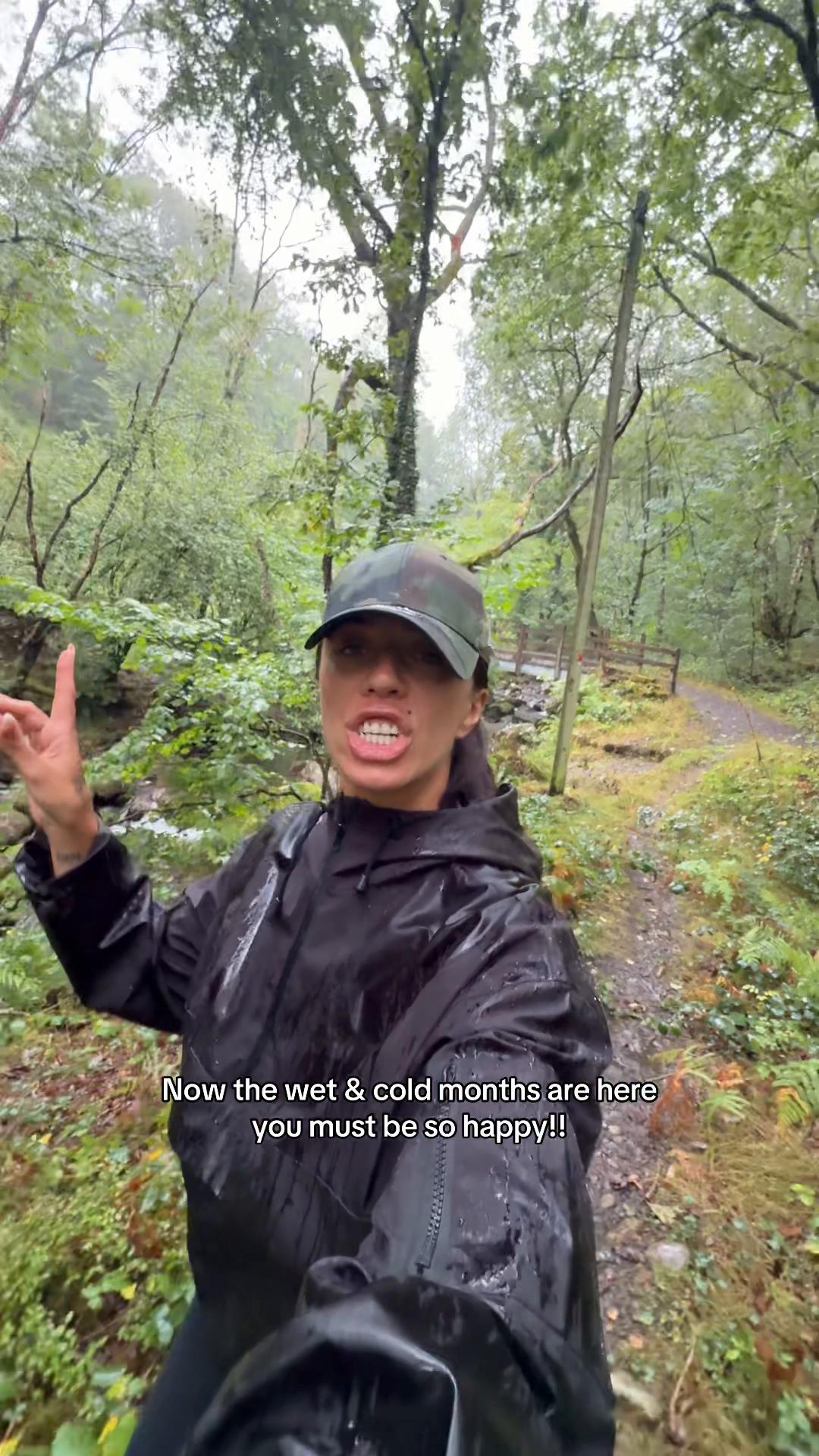@yazhadfield