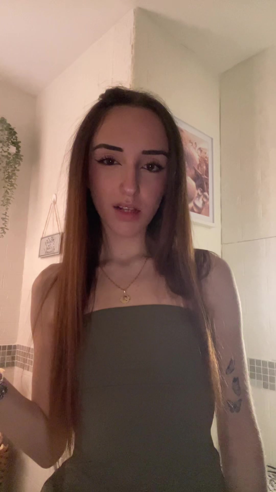 @ainaritaa