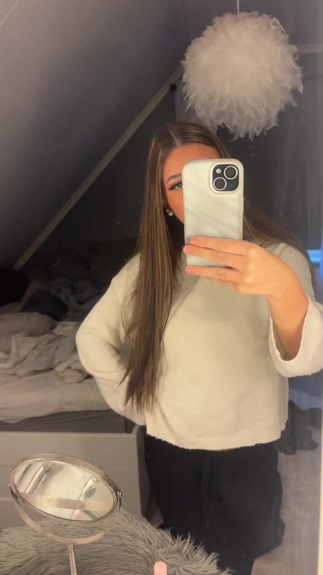 @𝐵𝑒𝑙𝑙𝑎