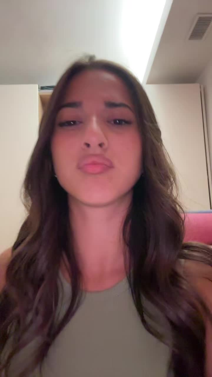 @iovanesara