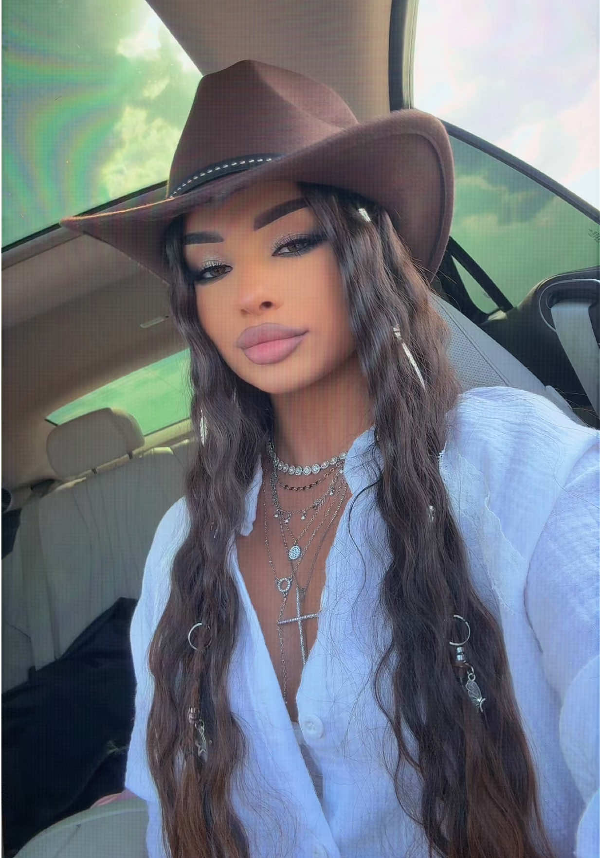 @Elissa