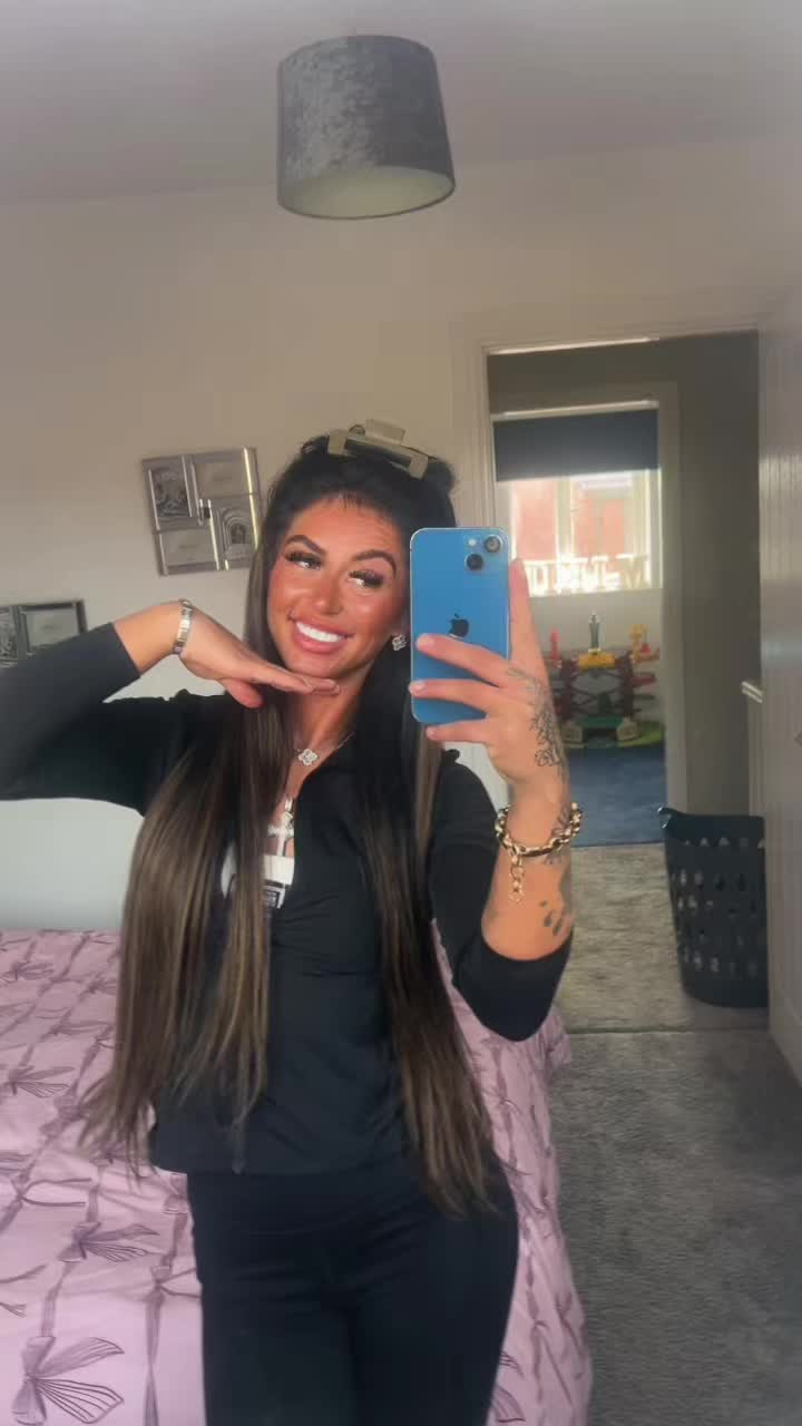 @courtneyreanne