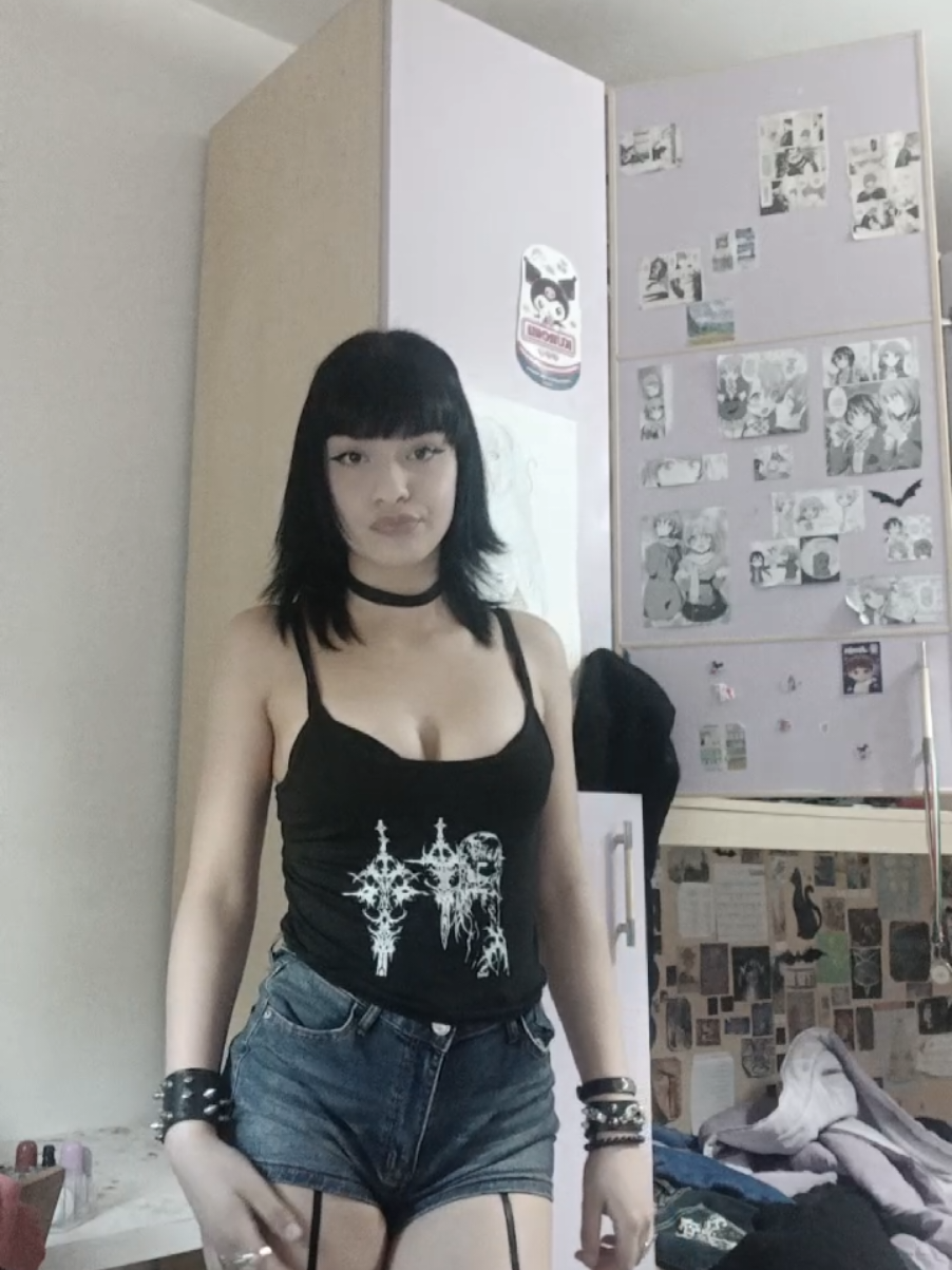 @♱
