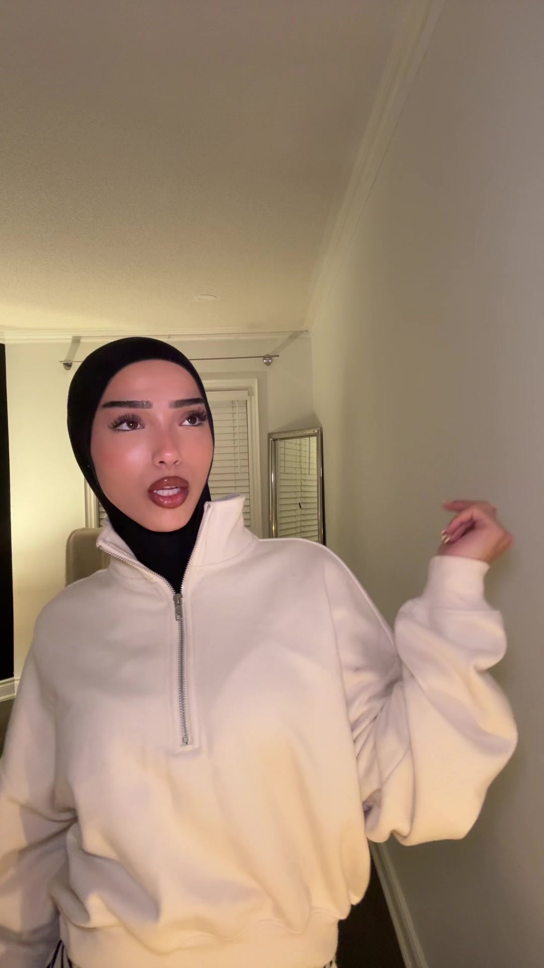 @لارا
