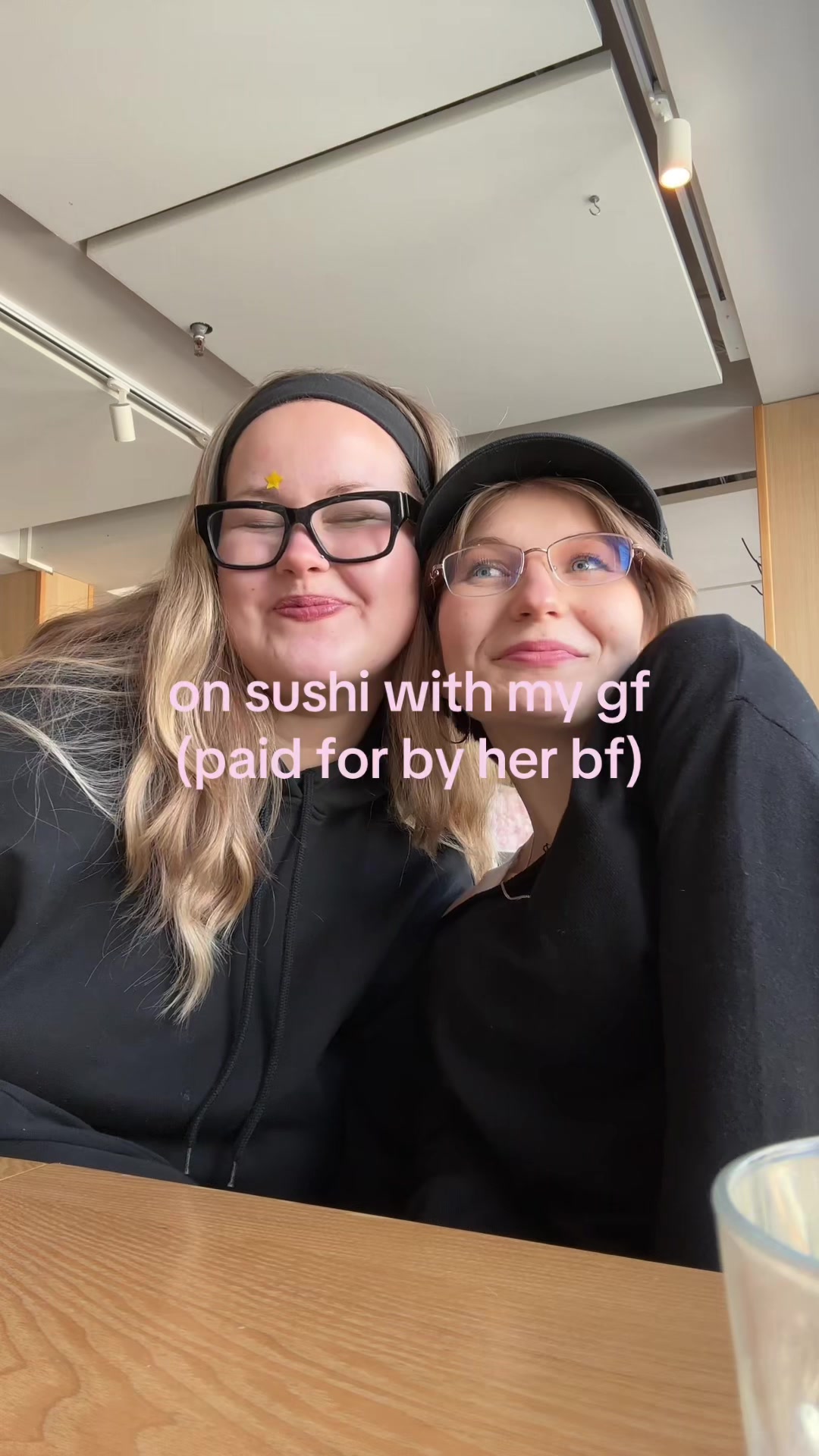 @・゚:* ✩ magda ✩ ・゚:*
