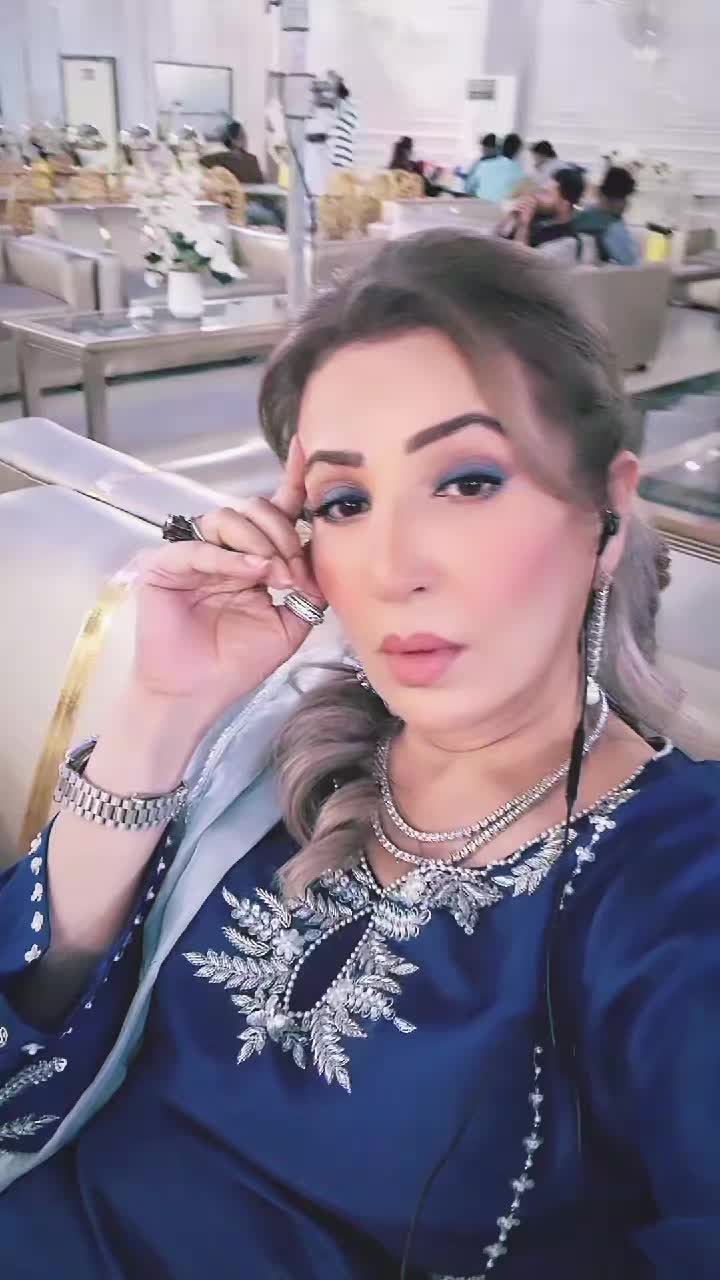 @Sabahat Bukhari✅️