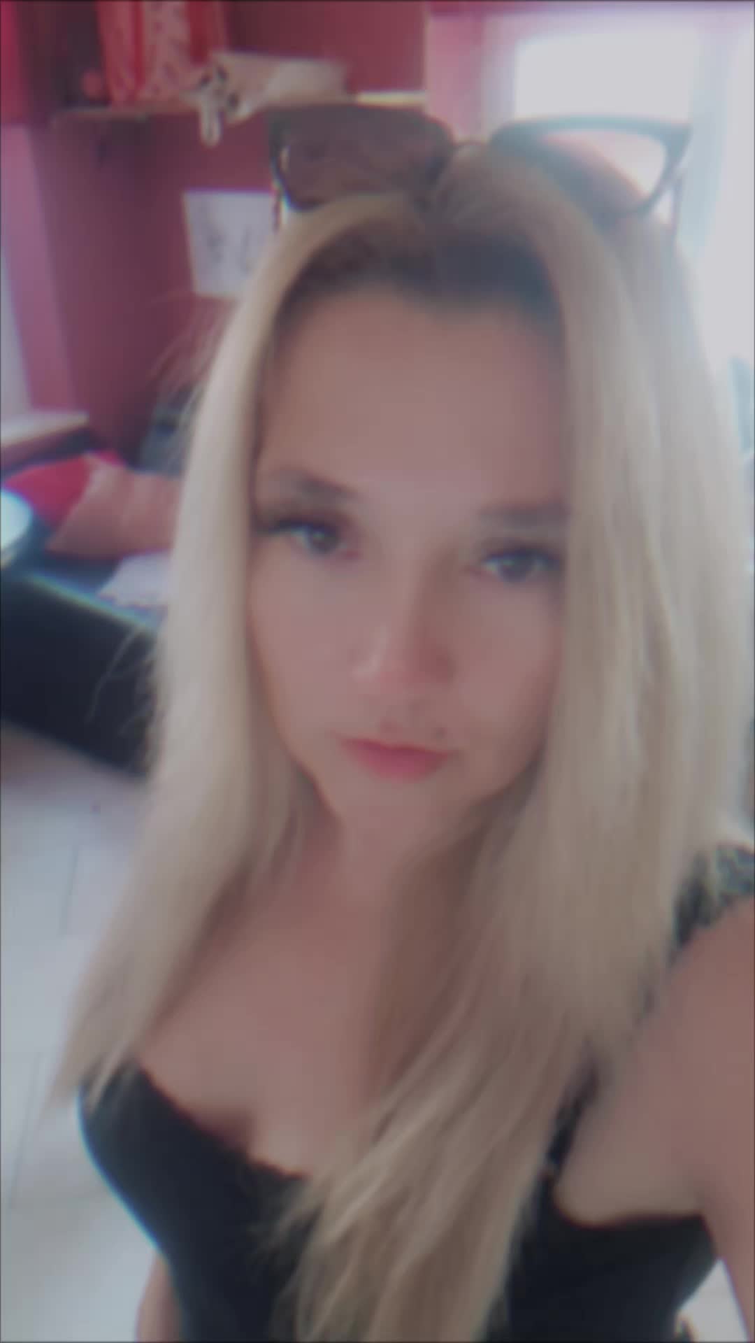 @Thugqueen 🖖🏾