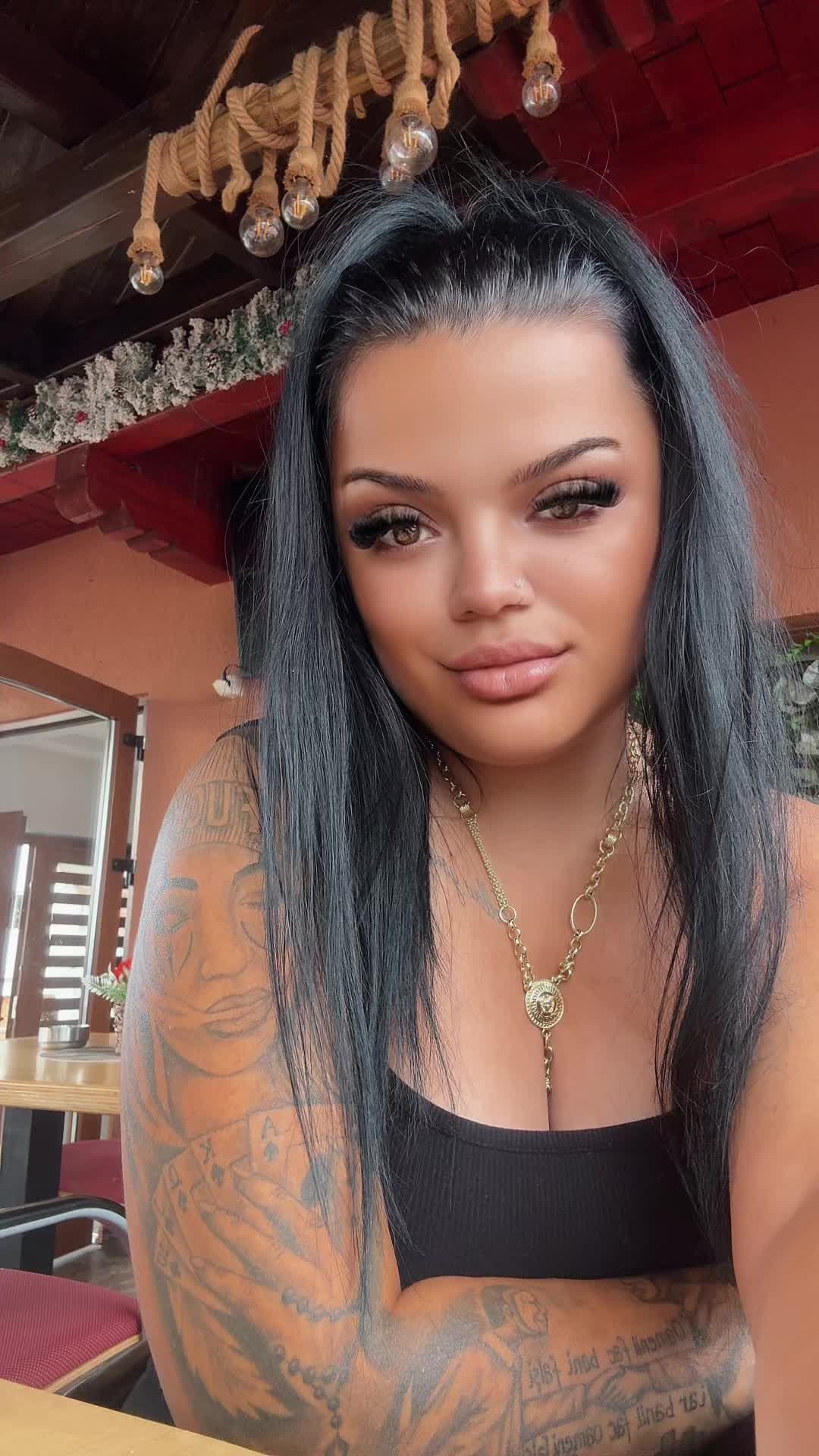@𝐴𝑠𝑠𝑢🩷