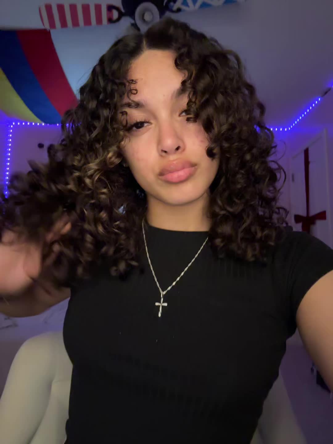 @<3