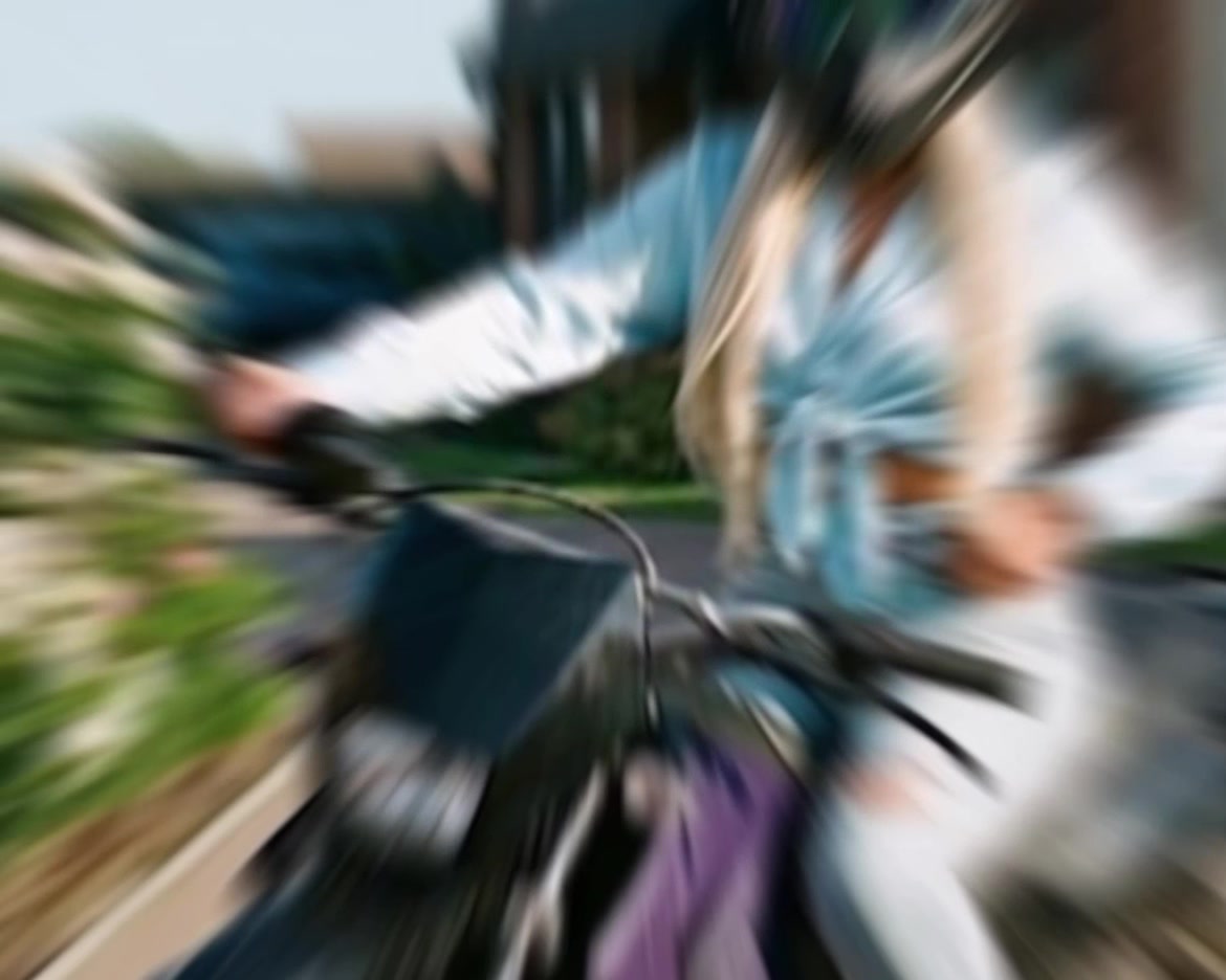 @B L O N D I E