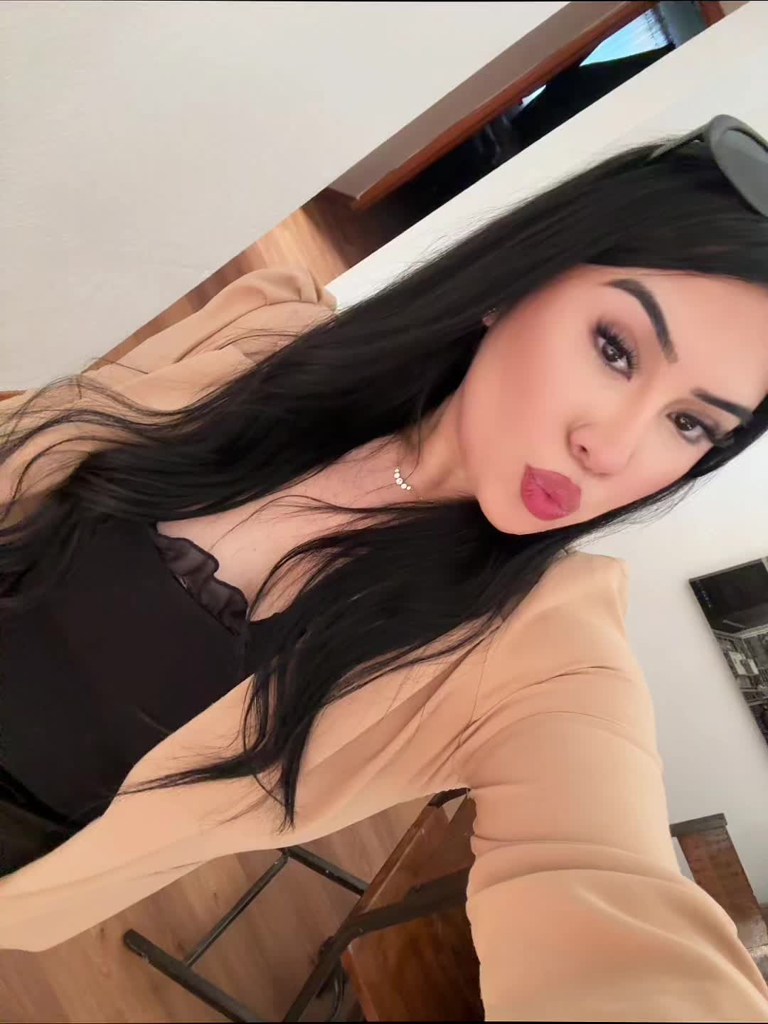 @Yuniki Chavez