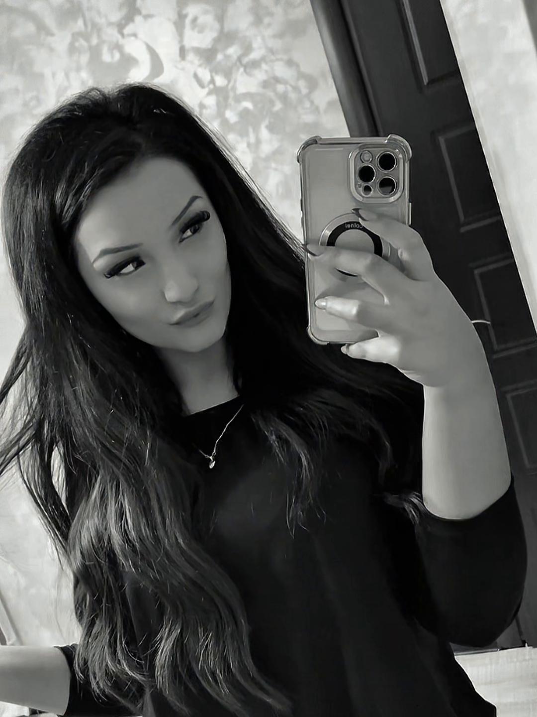 @Yochkataa