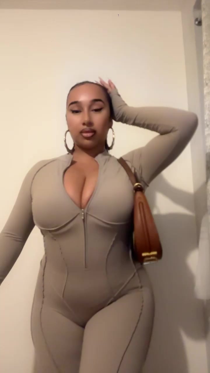 @tionneitaliaa
