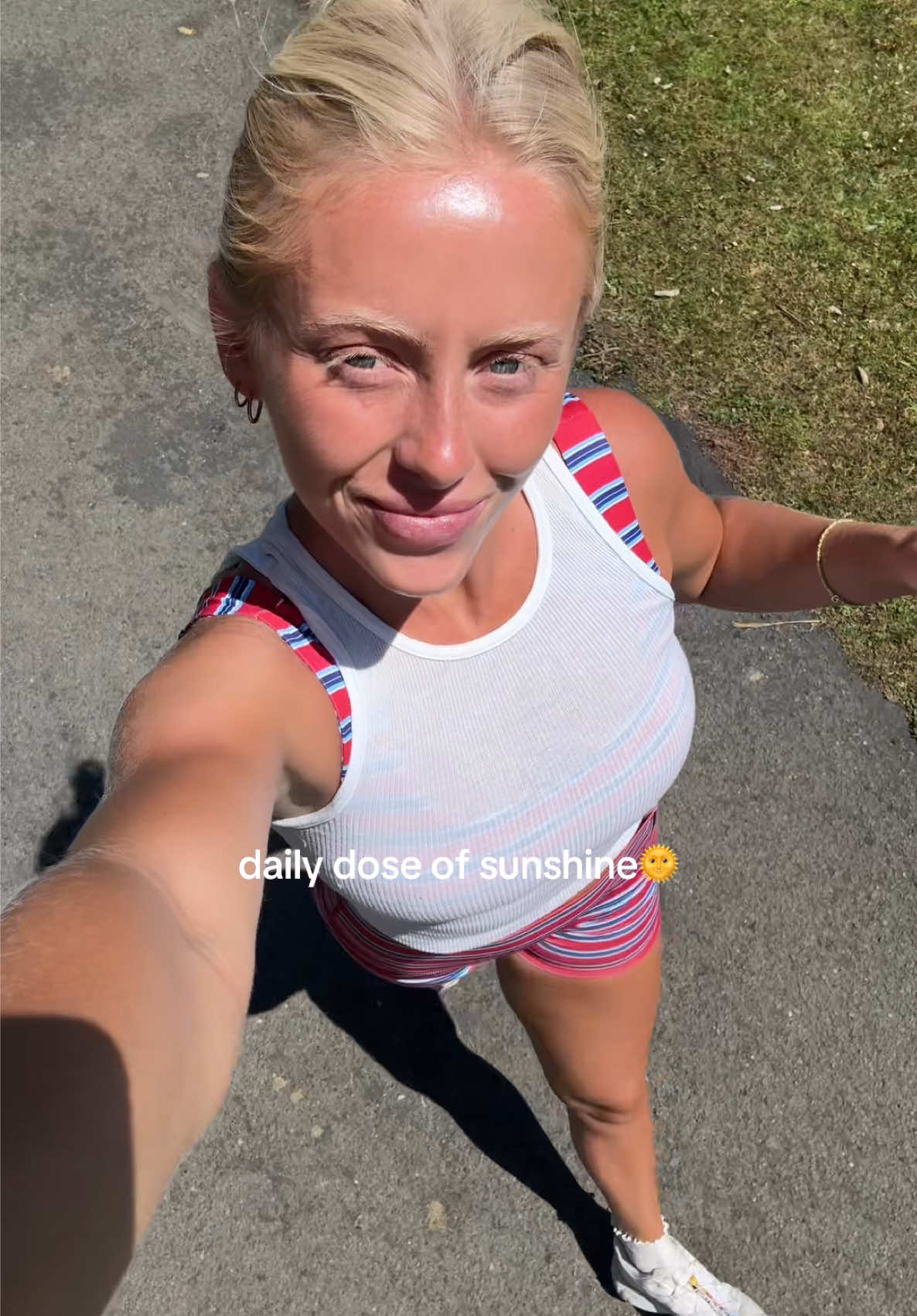 @Jacqueline Capri