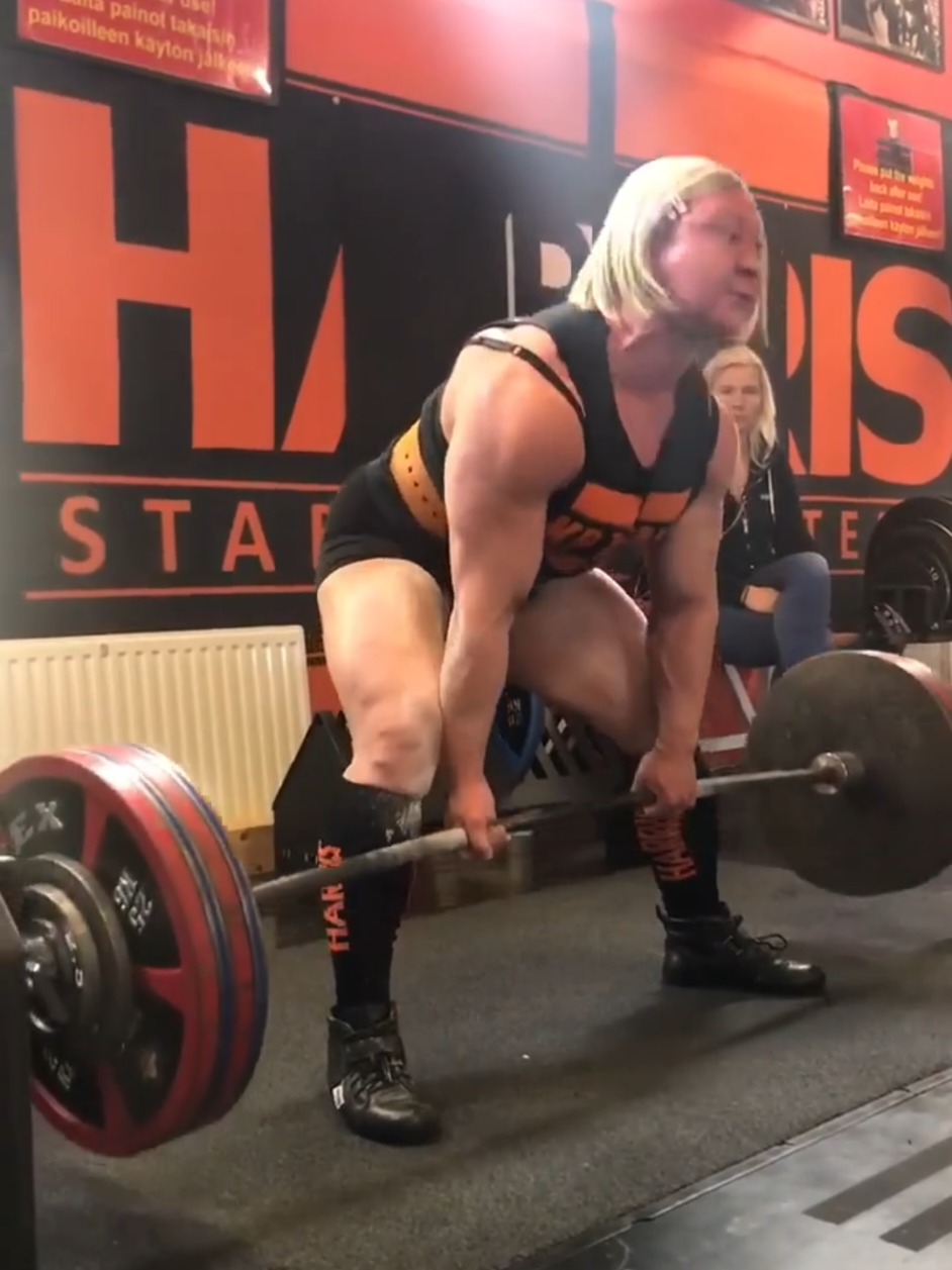 @Anna K Powerlifter