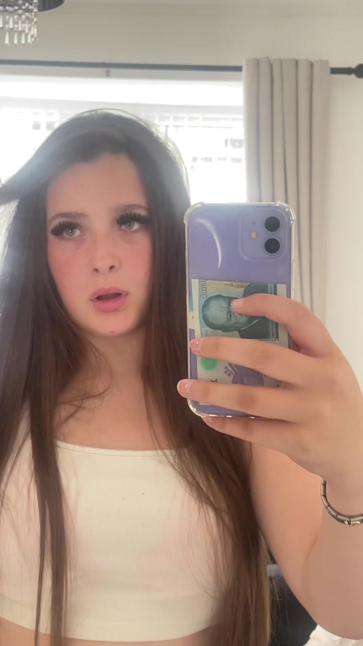 @Evie grace🥰