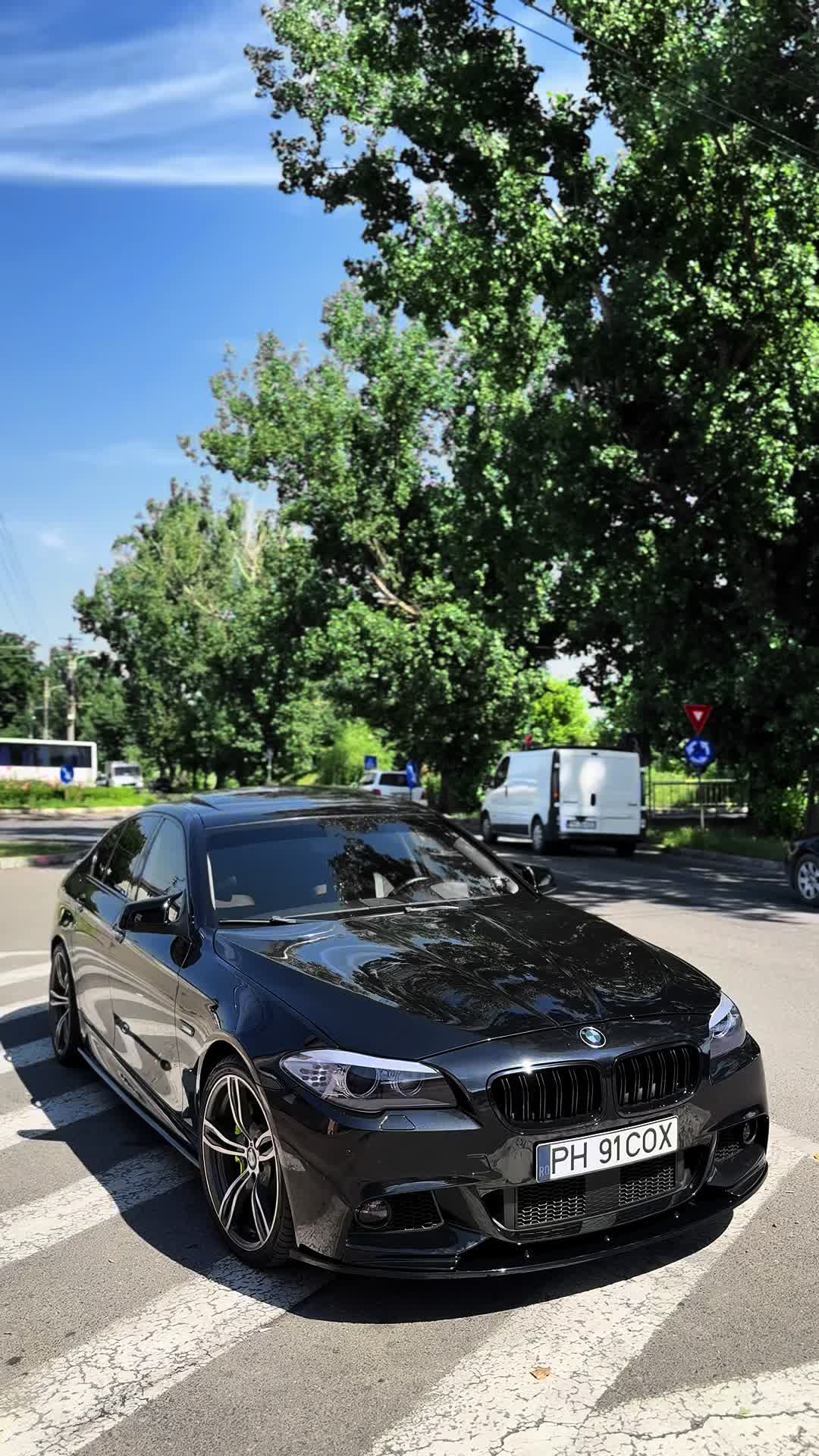 @A D E L I N N N