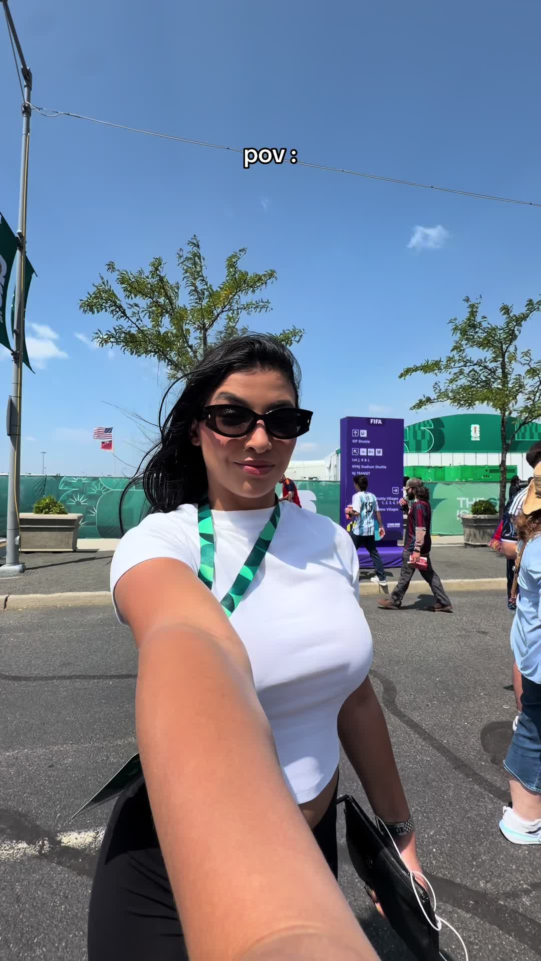 @Nourh&egrave;ne