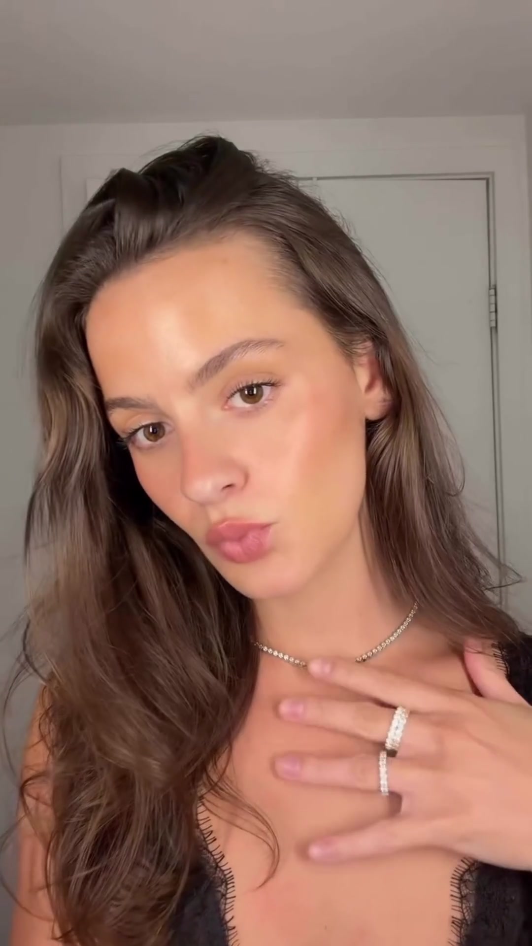 @Mejuri